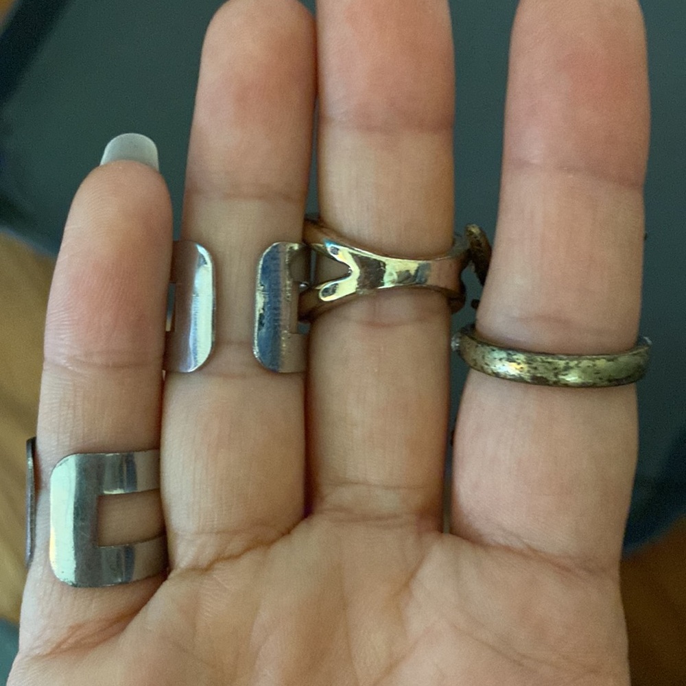 4 statement rings stack - Picture 7 of 7